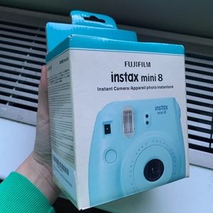 Fujifilm instax mini 8 (instant film camera)